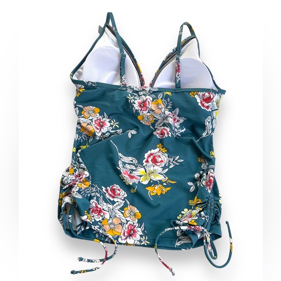 Unbranded NWOT Floral Tankini - Picture 2 of 2